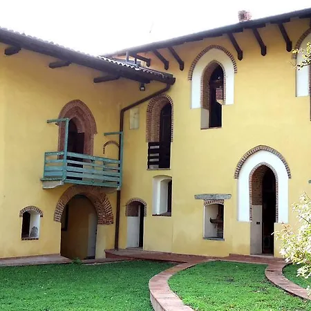 Il Castello Di Montonate 公寓